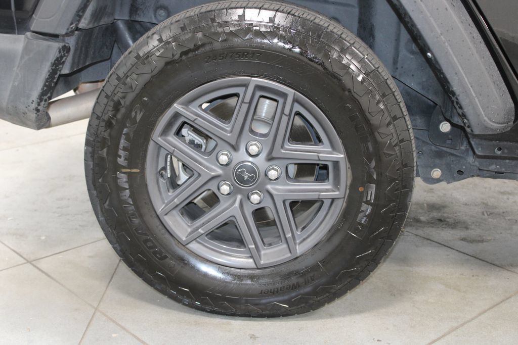 Used 2024 Jeep Wrangler Unlimited Sport AWD/4WD image 14