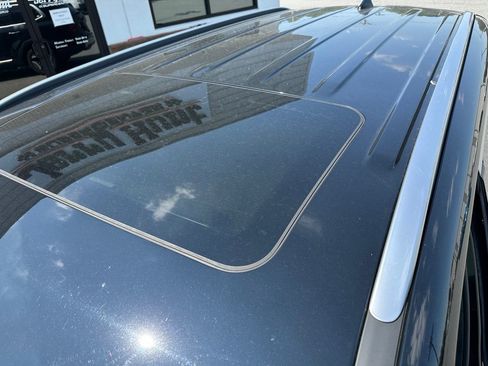 Used 2024 Kia Telluride S w/ S Sunroof Package FWD image 13