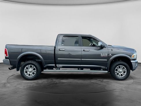 Used 2018 RAM 2500 Laramie w/ Snow Chief Group AWD/4WD image 9