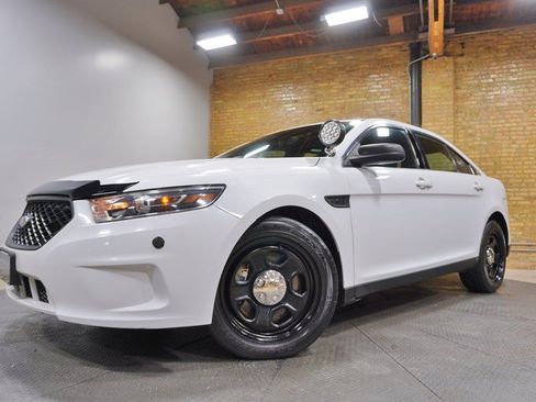 Used 2016 Ford Taurus Police Interceptor AWD image 1