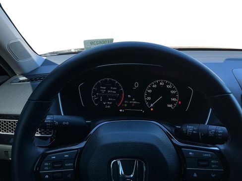 Used 2024 Honda Civic EX-L image 12
