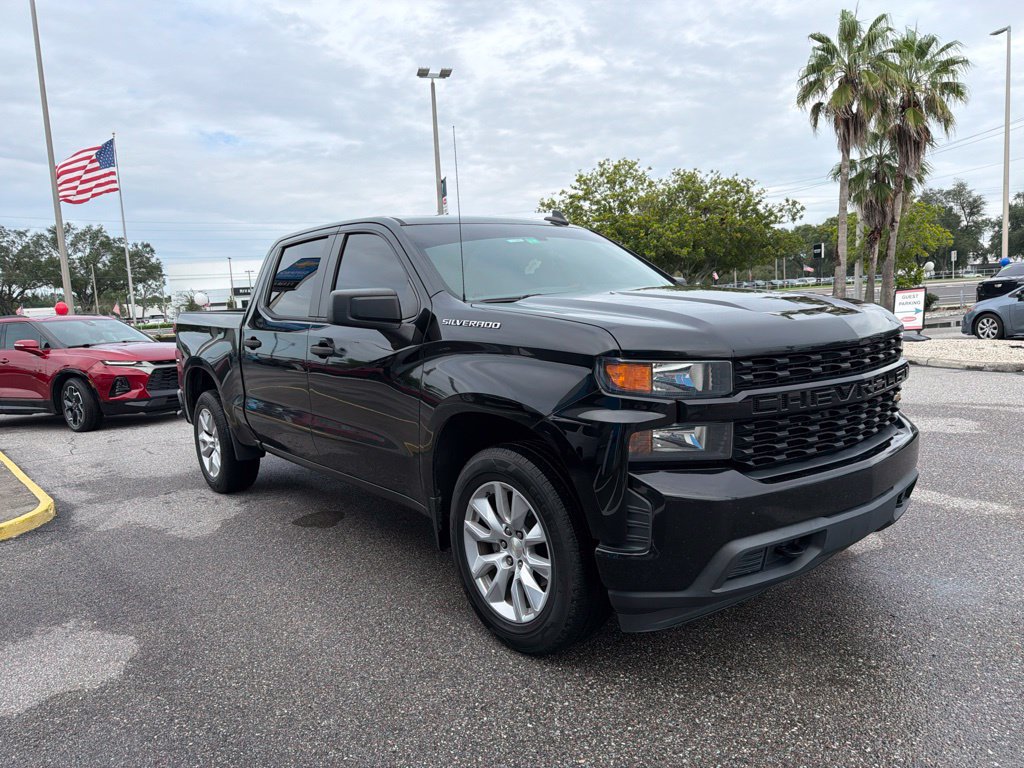 Used 2020 Chevrolet Silverado 1500 Custom w/ Custom Value Package RWD image 12
