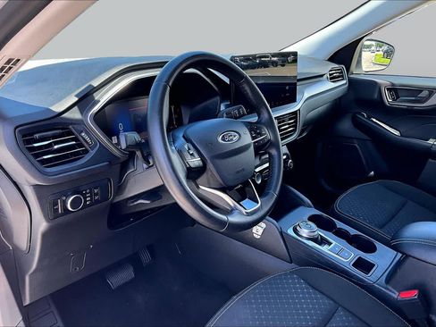 Certified 2023 Ford Escape Active w/ Tech Pack #1 FWD image 16