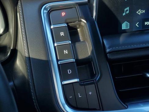 Used 2023 Chevrolet Tahoe LT w/ Luxury Package image 24