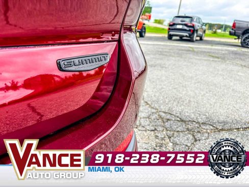 New 2026 Jeep Grand Cherokee L Summit w/ Obsidian Package AWD/4WD image 10