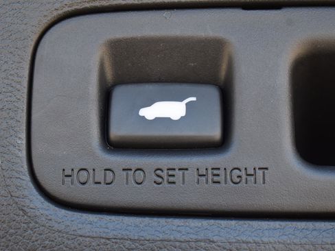 Used 2025 Honda CR-V EX-L image 19