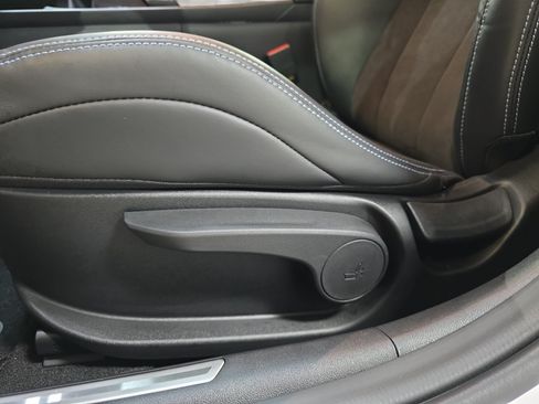 Used 2025 Hyundai Elantra N FWD image 26