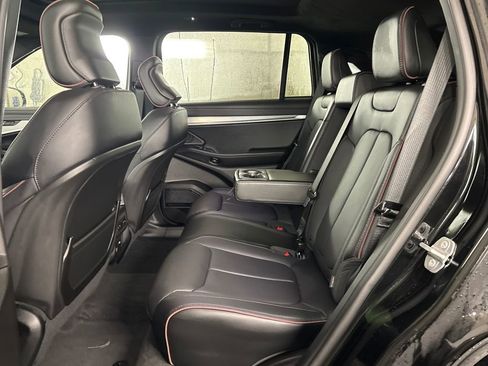 Used 2024 Jeep Wagoneer Launch Edition image 24