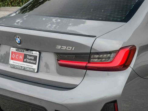 Used 2024 BMW 330i Sedan w/ M Sport Package RWD image 6
