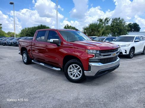 Used 2021 Chevrolet Silverado 1500 LT w/ Bed Protection Package RWD image 2
