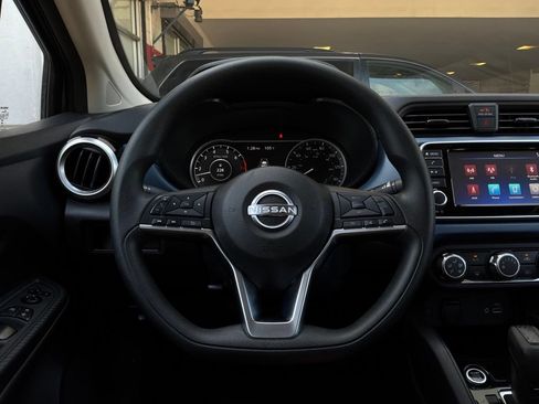 Used 2025 Nissan Versa SV FWD image 32