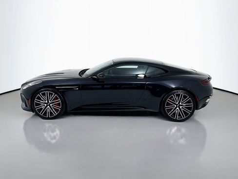 Used 2024 Aston Martin DB12 Coupe RWD image 4