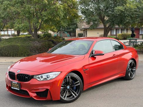 Used 2016 BMW M4 Convertible image 22
