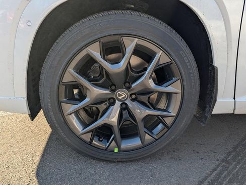 New 2026 Lexus TX 500h AWD image 7