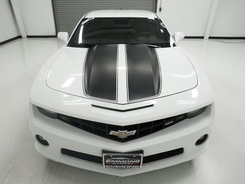 Used 2010 Chevrolet Camaro SS w/ Black Stripe Package RWD image 2