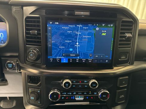 Used 2025 Ford F150 Lariat w/ Equipment Group 502A High AWD/4WD image 5
