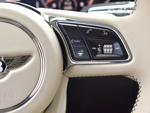 Used 2021 Bentley Continental GT AWD/4WD image 21