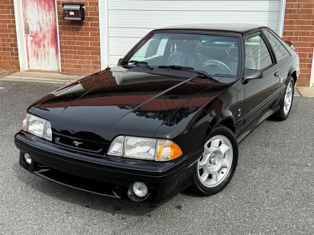 Used 1993 Ford Mustang Cobra RWD image 6