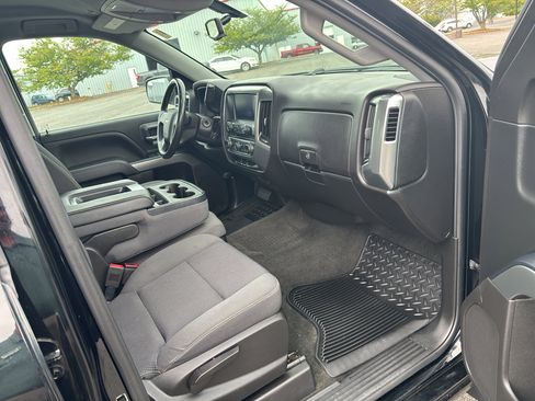 Used 2018 Chevrolet Silverado 1500 LT w/ All Star Edition image 12