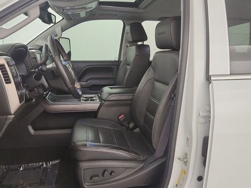 Used 2017 GMC Sierra 2500 Denali w/ Suspension Package, Off-Road image 10