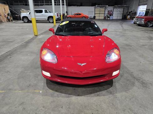 Used 2007 Chevrolet Corvette Convertible w/ Preferred Equipment Group image 19