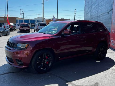 Used 2017 Jeep Grand Cherokee SRT AWD/4WD image 3