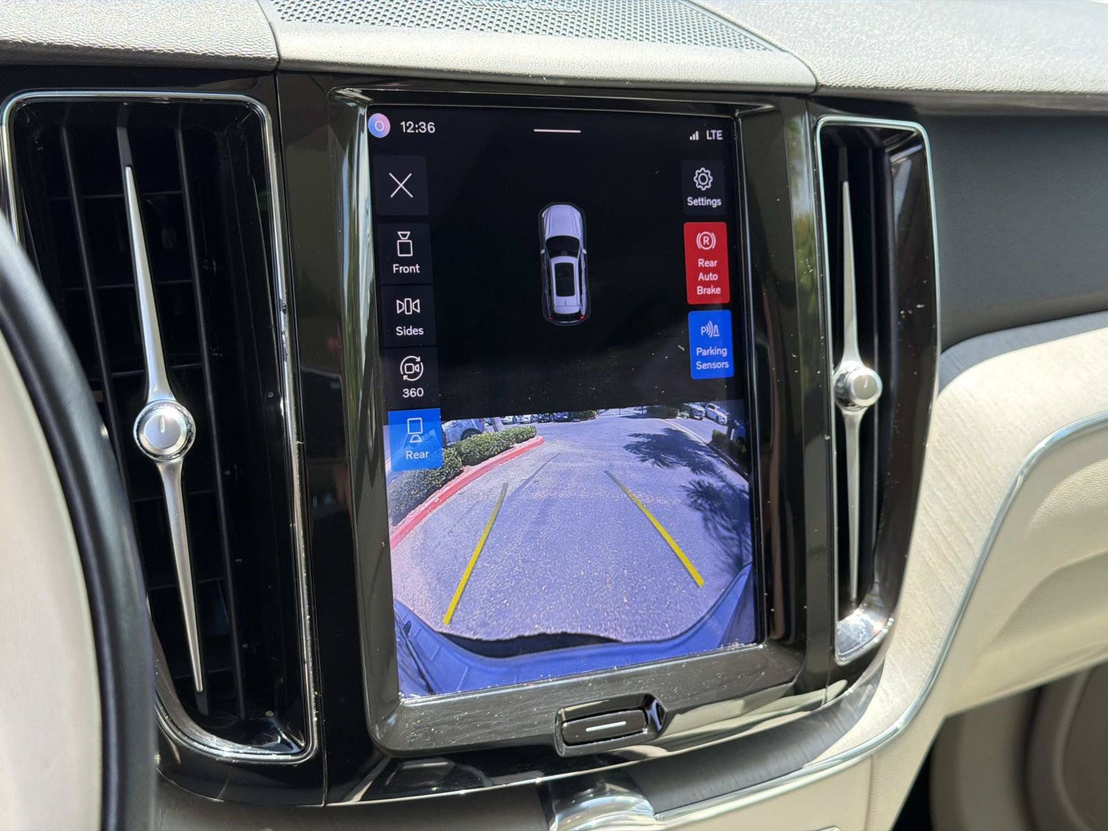 Certified 2023 Volvo XC60 B5 Plus w/ Climate Package AWD/4WD image 13