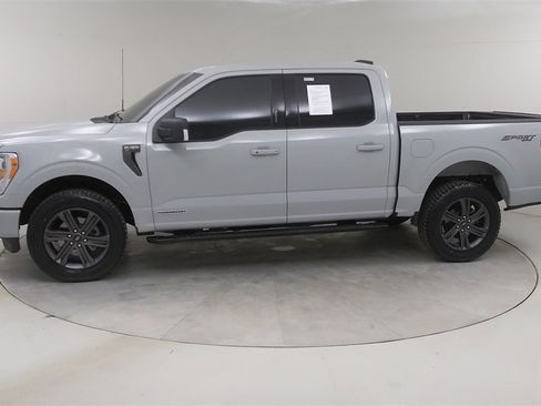 Certified 2023 Ford F150 XLT w/ Equipment Group 302A High image 19