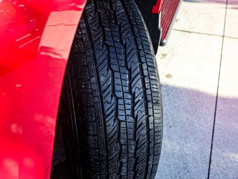 Used 2023 Chevrolet Silverado 1500 LT image 12