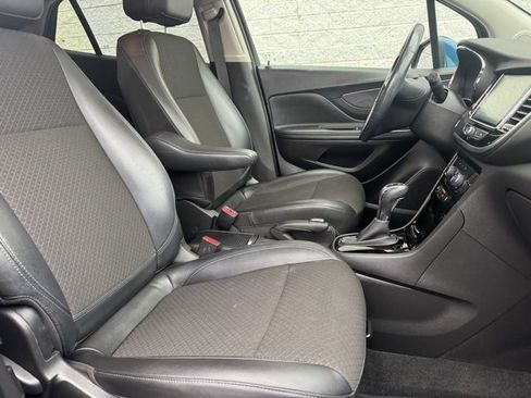 Used 2019 Buick Encore Sport Touring w/ Safety Package image 17