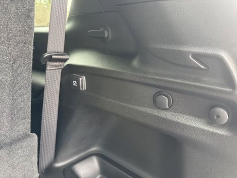 Used 2024 Jeep Grand Cherokee L Altitude image 7