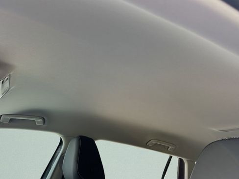 New 2026 Volkswagen Tiguan SE image 19