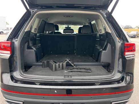 Used 2023 Volkswagen Atlas SE image 26