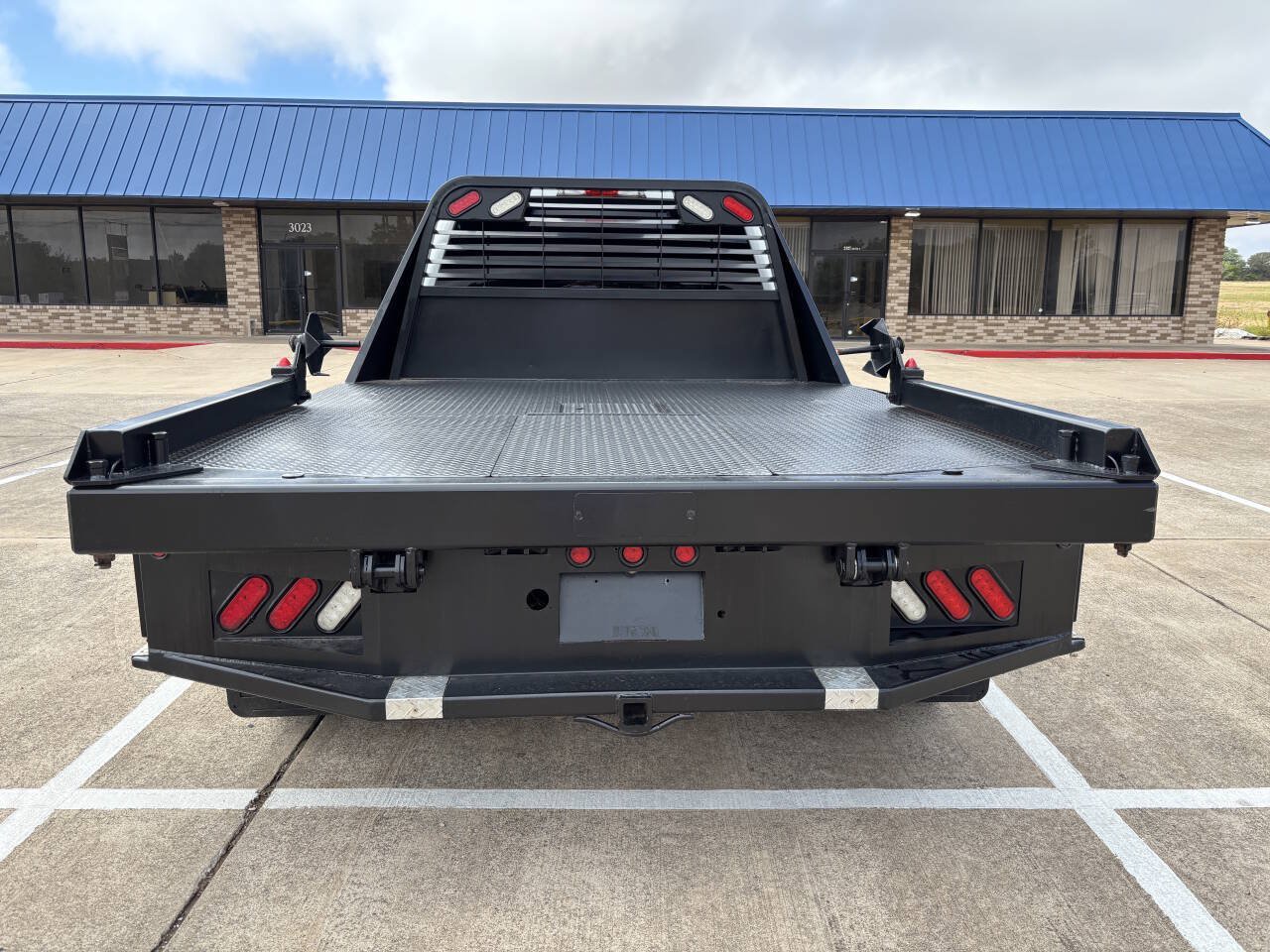 Used 2017 Ford F350 XL w/ XL Value Package AWD/4WD image 7