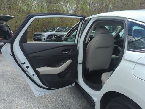 Used 2024 Honda Accord LX image 27