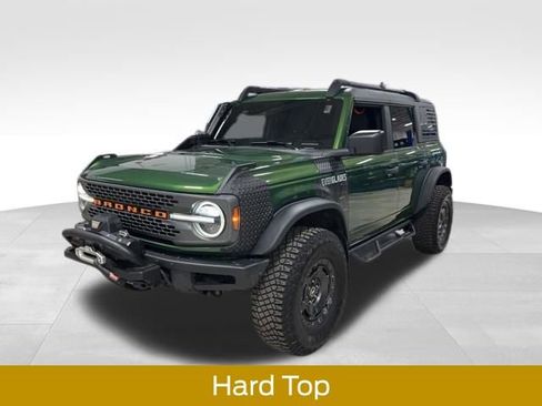 Certified 2022 Ford Bronco Everglades AWD/4WD image 4