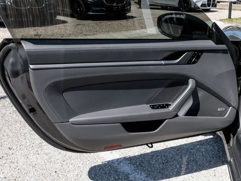 Used 2021 Porsche 911 Cabriolet image 31