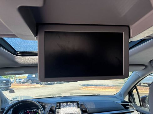 Used 2022 Honda Odyssey Elite image 42