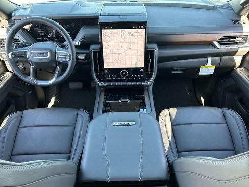 New 2026 GMC Yukon Denali w/ Sun & Power Step Package image 21