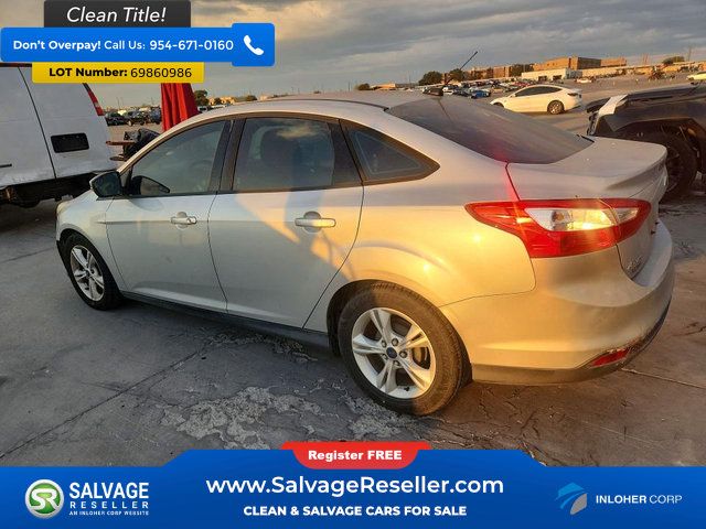 Used 2014 Ford Focus SE FWD image 3