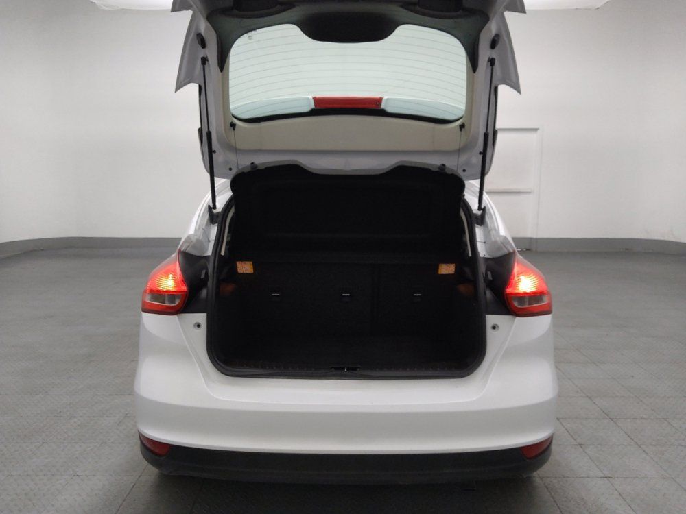 Used 2016 Ford Focus SE FWD image 29