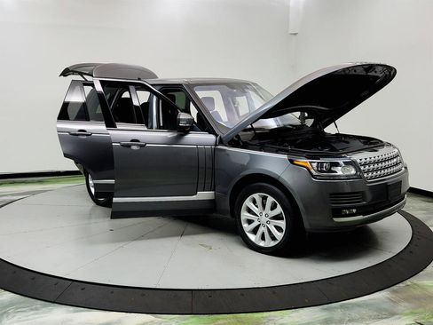 Used 2016 Land Rover Range Rover HSE image 10