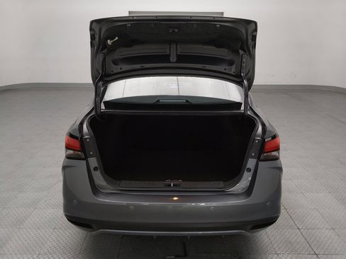 Used 2025 Nissan Versa SV FWD image 29