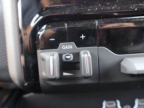New 2026 RAM 3500 Big Horn AWD/4WD image 16