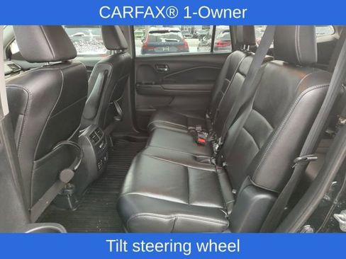 Used 2018 Honda Pilot Touring image 32