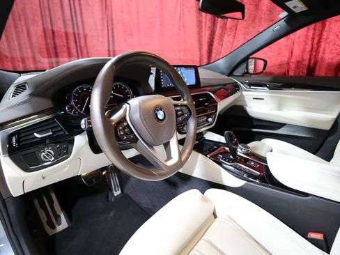 Used 2018 BMW 640i Gran Turismo xDrive AWD/4WD image 11