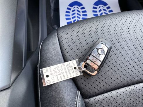 New 2025 Ford F150 Lariat w/ Equipment Group 501A Mid image 15