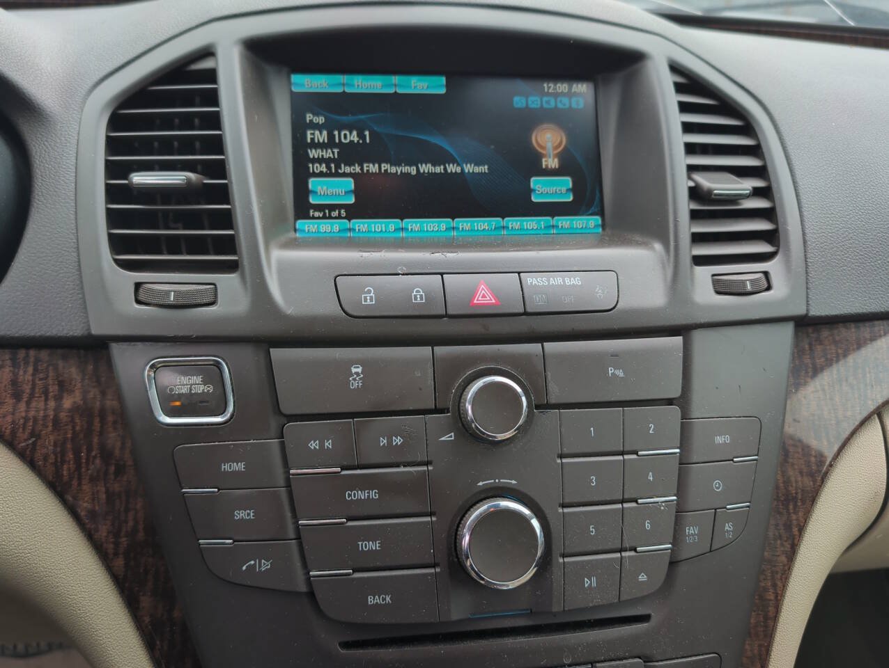 Used 2012 Buick Regal Premium FWD image 35
