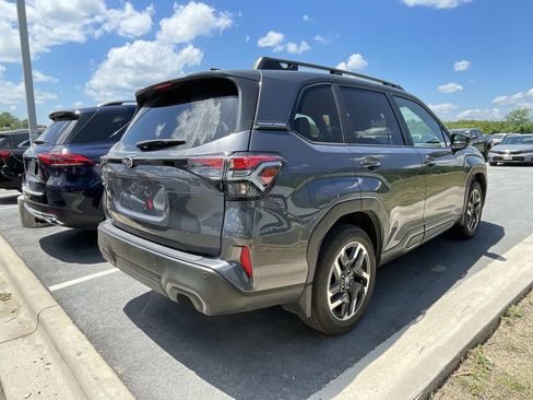 Certified 2025 Subaru Forester Limited AWD/4WD image 4