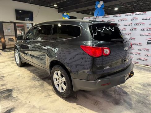 Used 2012 Chevrolet Traverse LT FWD image 7